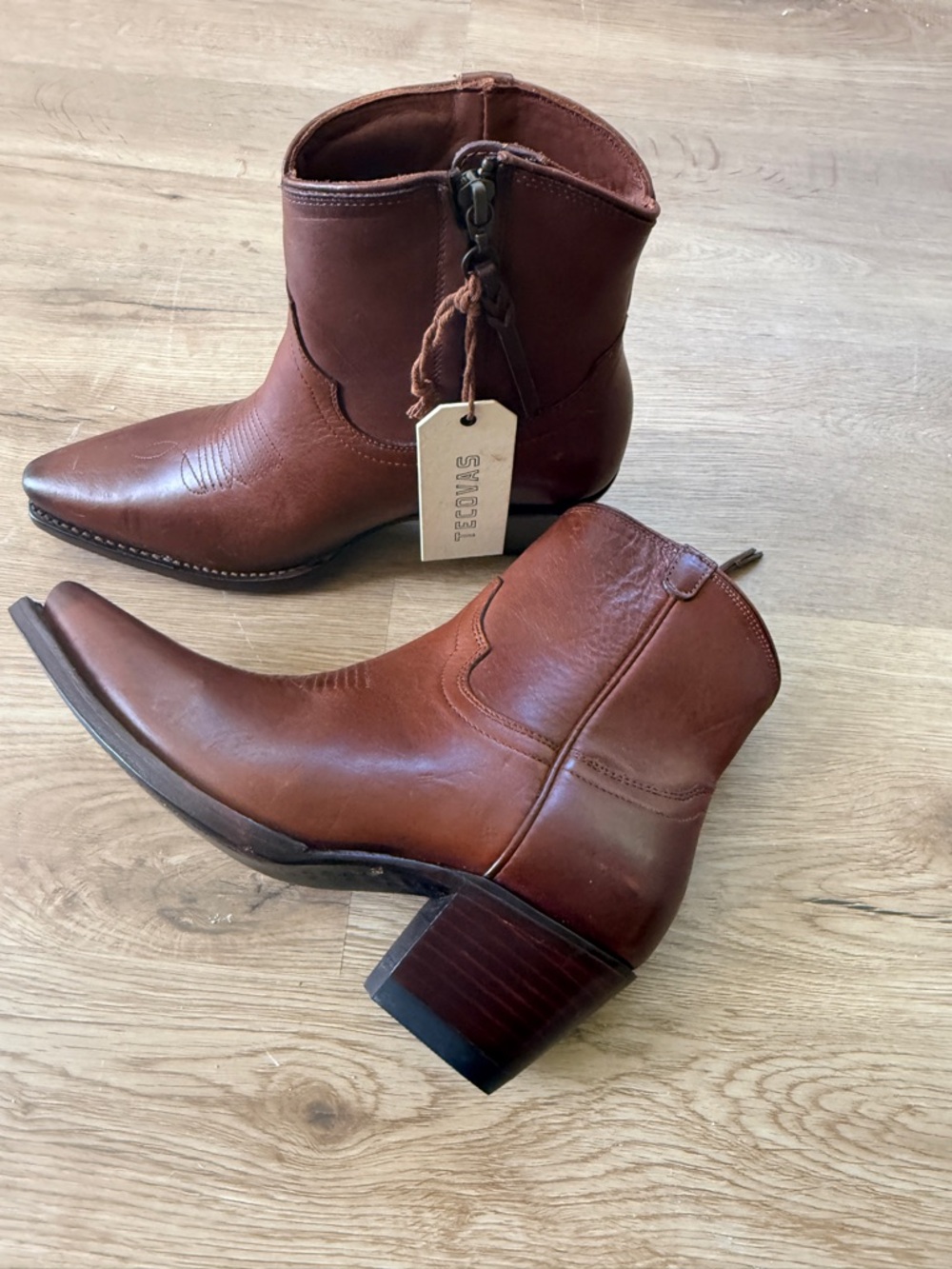 NWT Tecovas Daisy Brown Western Booties 7.5